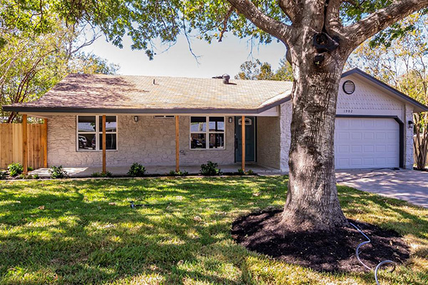 206 John Thomas Drive